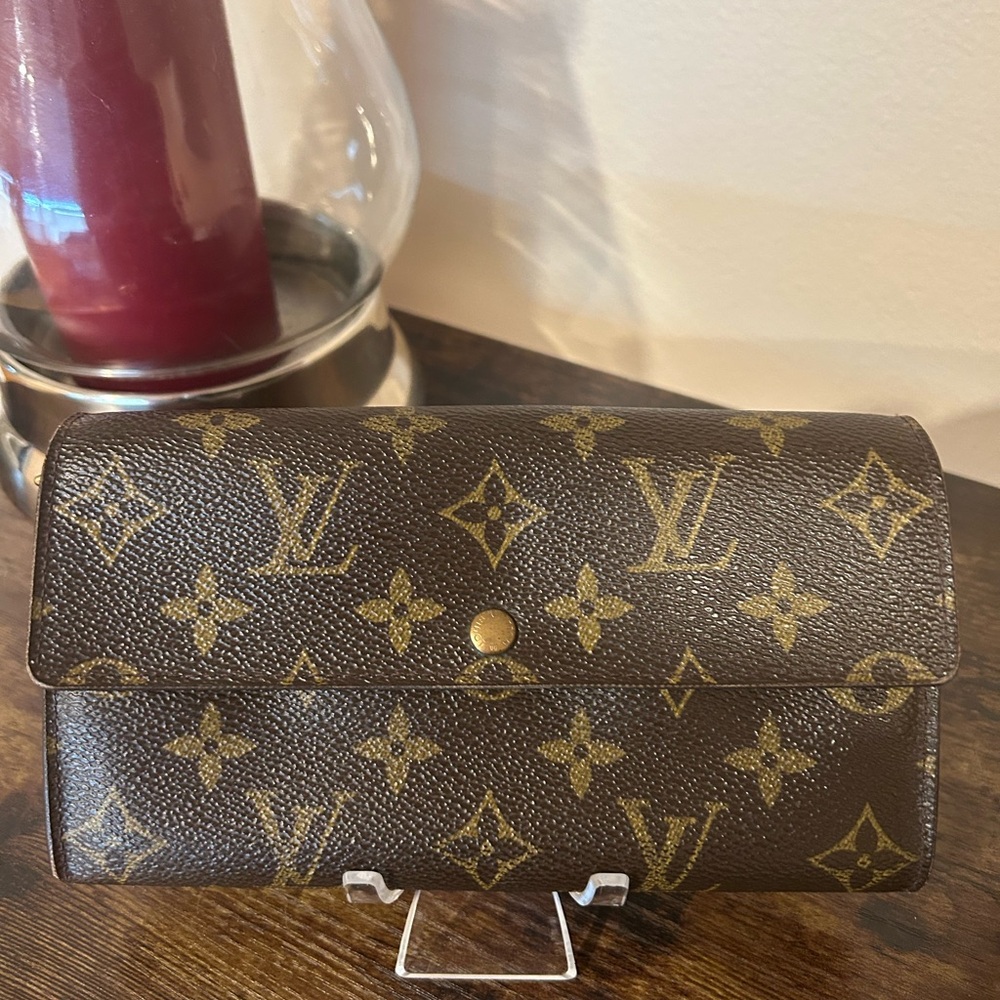 Authentic Pre-Loved LV Wallet